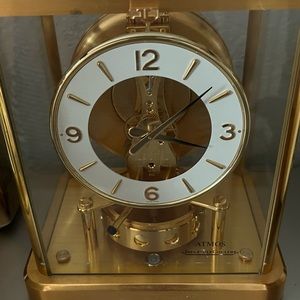 Jaeger-LeCoultre
Atmos Clock